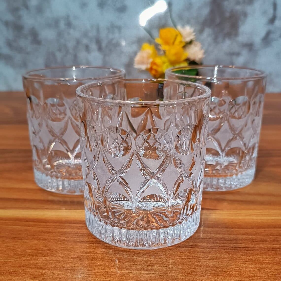 نیم لیوان آنجلیکا