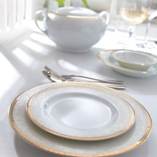 سرویس غذاخوری 102 پارچه چینی زرین ایران طرح ریوا طلایی thumbnail 2